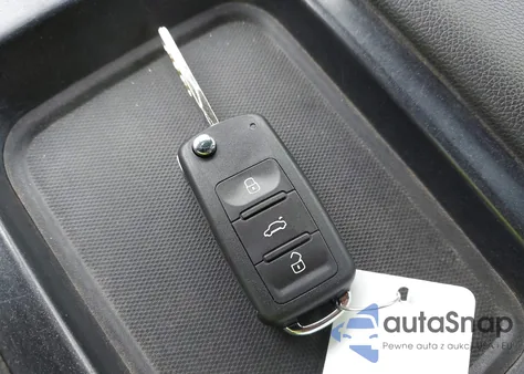 2016 Volkswagen Jetta 1.4T S z USA, uszkodzony, nr VIN 3VW167AJ2GM404439